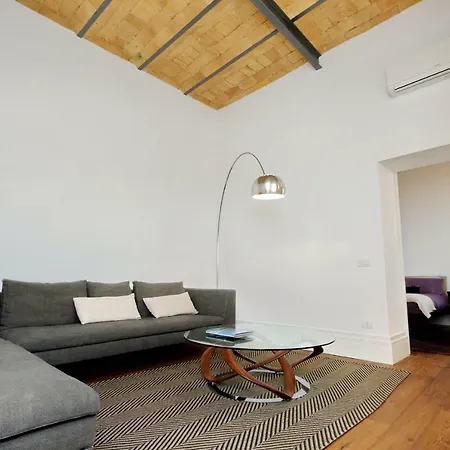 Luxury Penthouse With Outstanding Terrace アパート